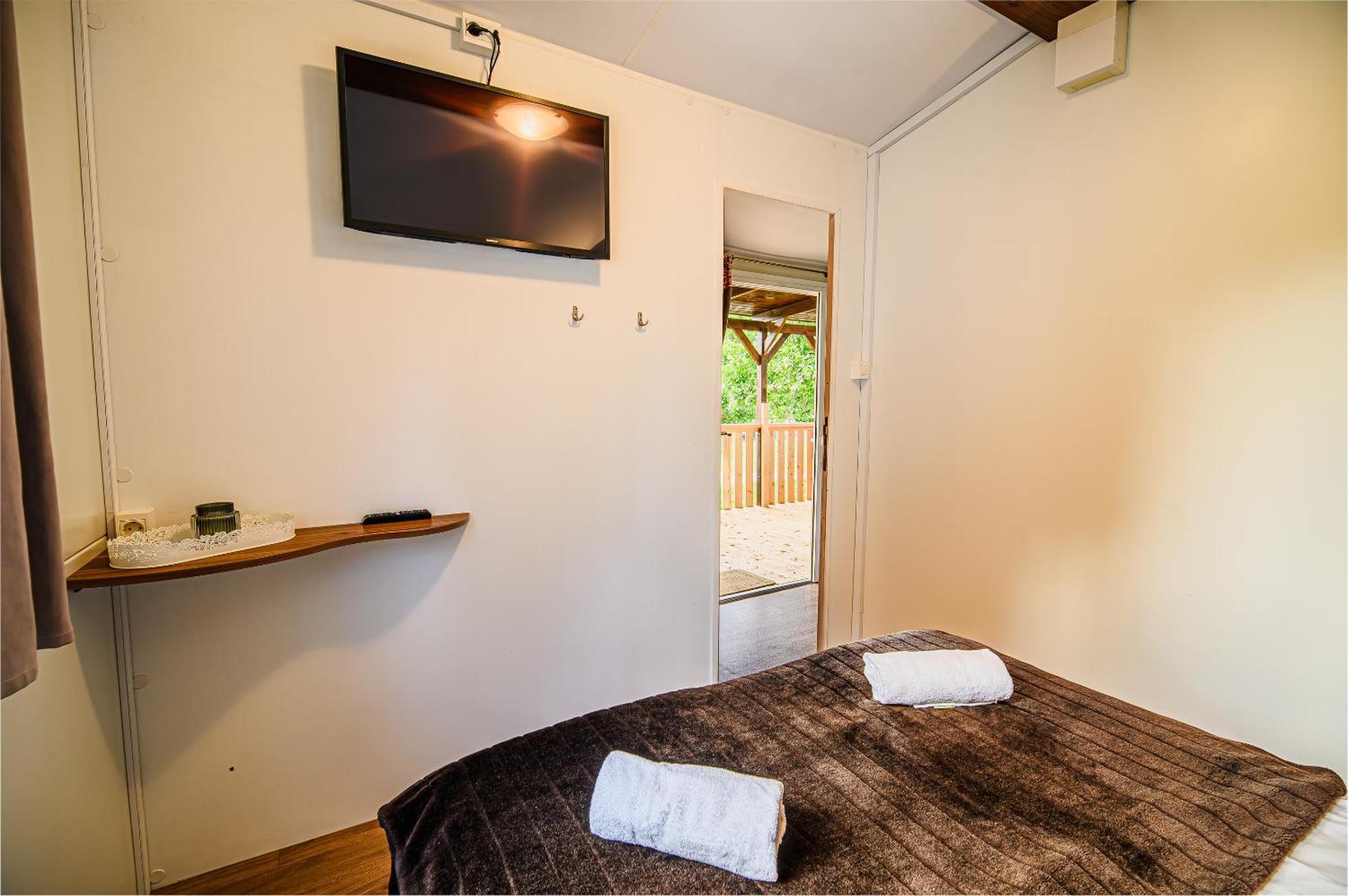Lake View Mobile Homes With Thermal Riviera Tickets In Terme Catez 卡特兹奥布萨维 外观 照片