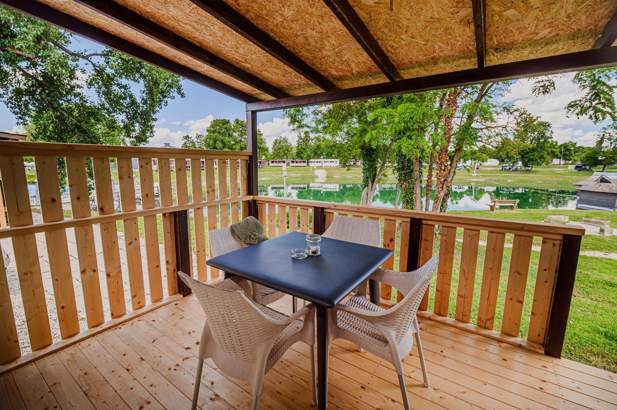Lake View Mobile Homes With Thermal Riviera Tickets In Terme Catez 卡特兹奥布萨维 外观 照片