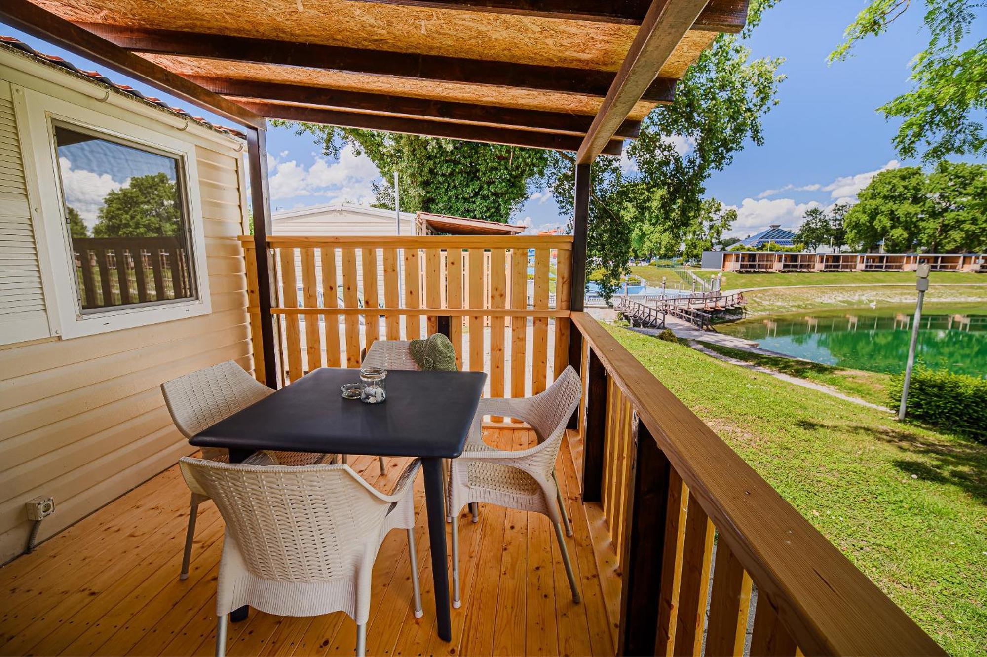 Lake View Mobile Homes With Thermal Riviera Tickets In Terme Catez 卡特兹奥布萨维 客房 照片