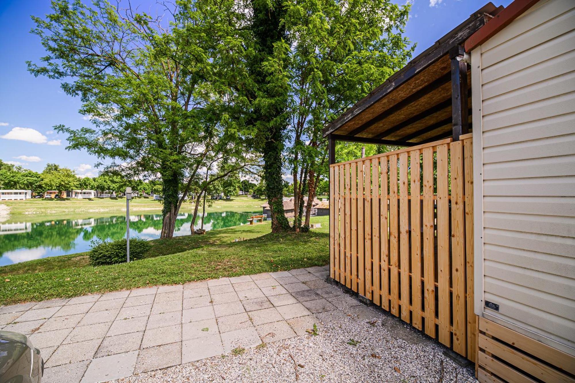 Lake View Mobile Homes With Thermal Riviera Tickets In Terme Catez 卡特兹奥布萨维 客房 照片