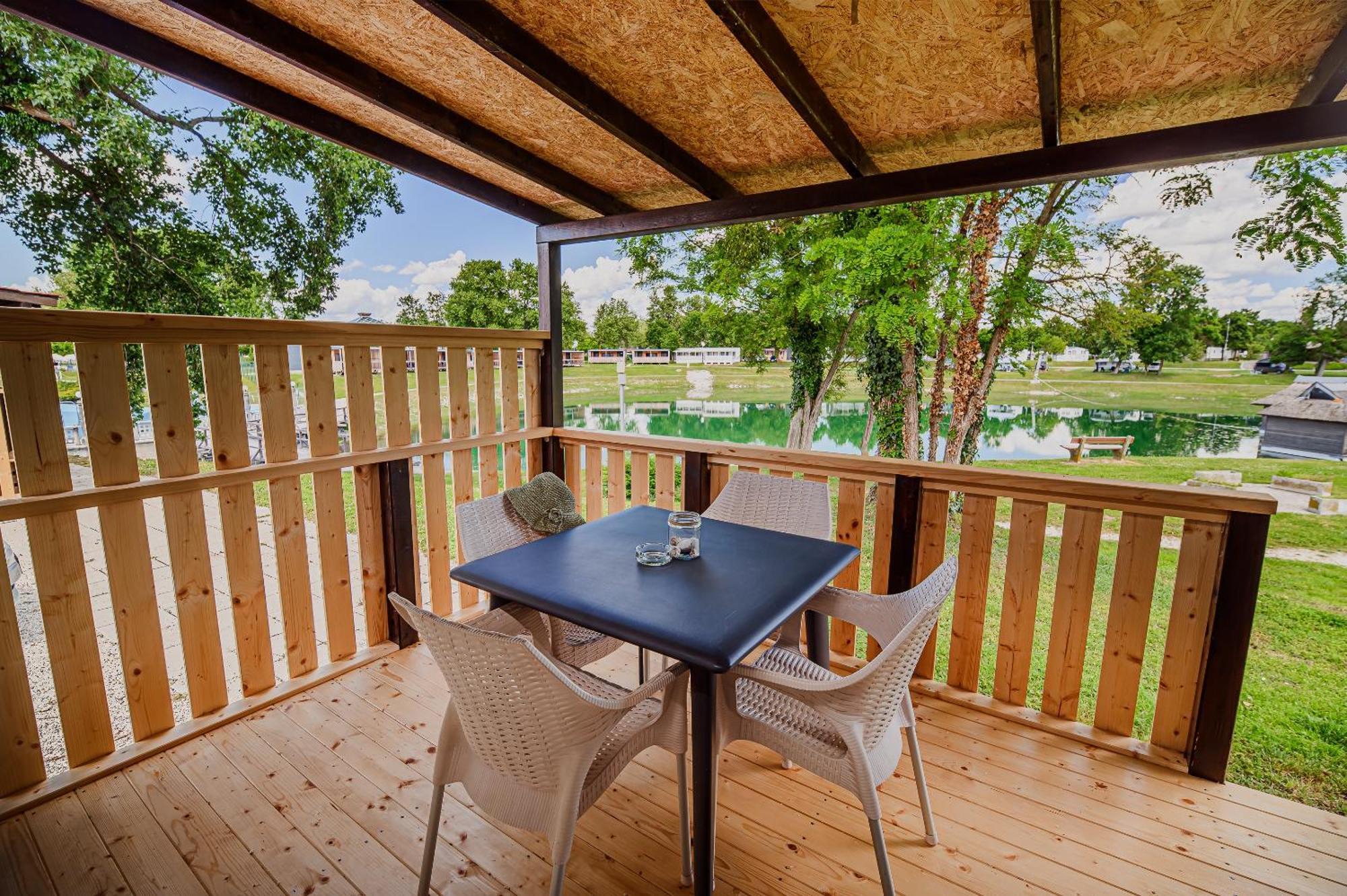 Lake View Mobile Homes With Thermal Riviera Tickets In Terme Catez 卡特兹奥布萨维 客房 照片
